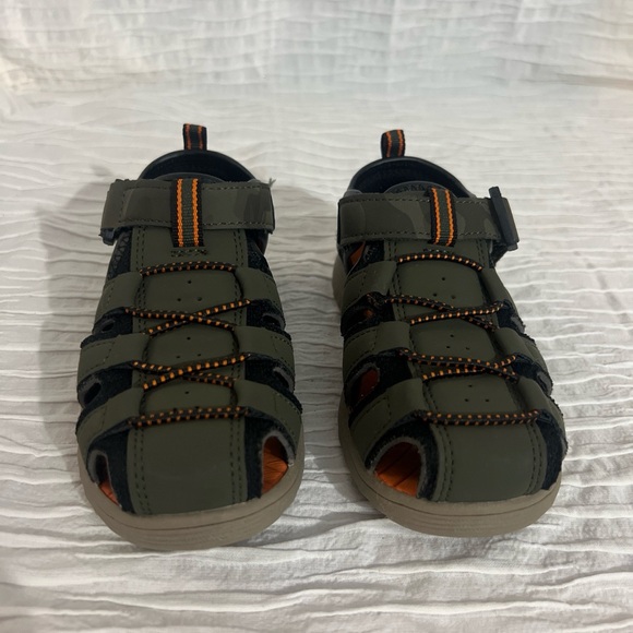 Eddie Bauer Boys Kids Toddler Edmund 10M Sandals Outdoor Green Closed Toe Shoes - Picture 2 of 10